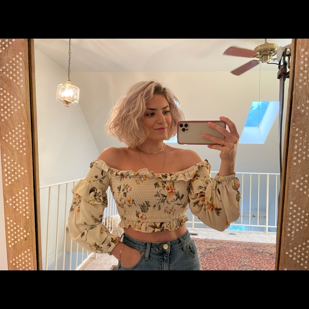 H&M Floral Off-the-shoulder Crop top